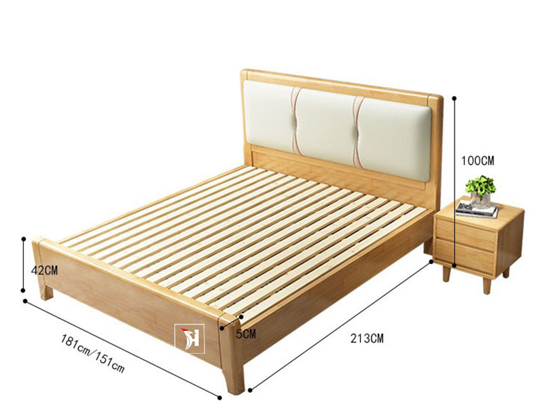 Giường ngủ gỗ sồi màu sắc tự nhiên đẹp, vân gỗ sáng