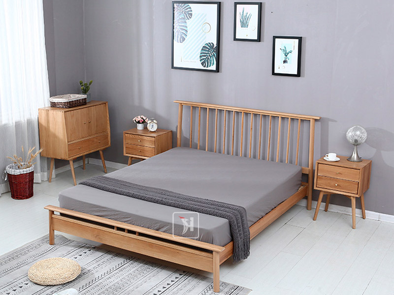 Giường ngủ gỗ tự nhiên đơn giản