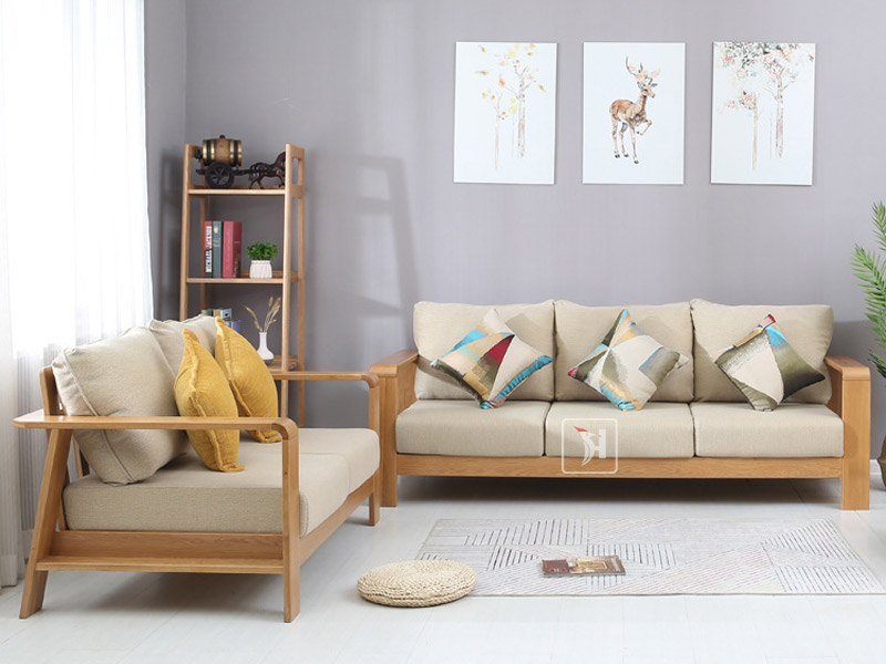 Sofa văng gỗ kết hợp nỉ tạo cảm giác sống động cho không gian phòng 