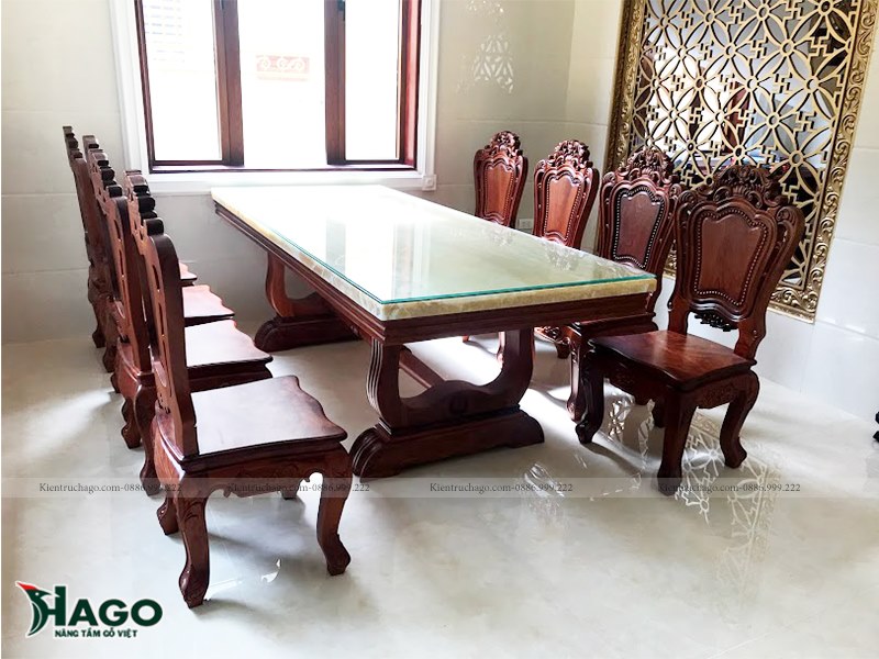 Thiết kế bàn ghế ăn gỗ Hương phong cách tân cổ điển